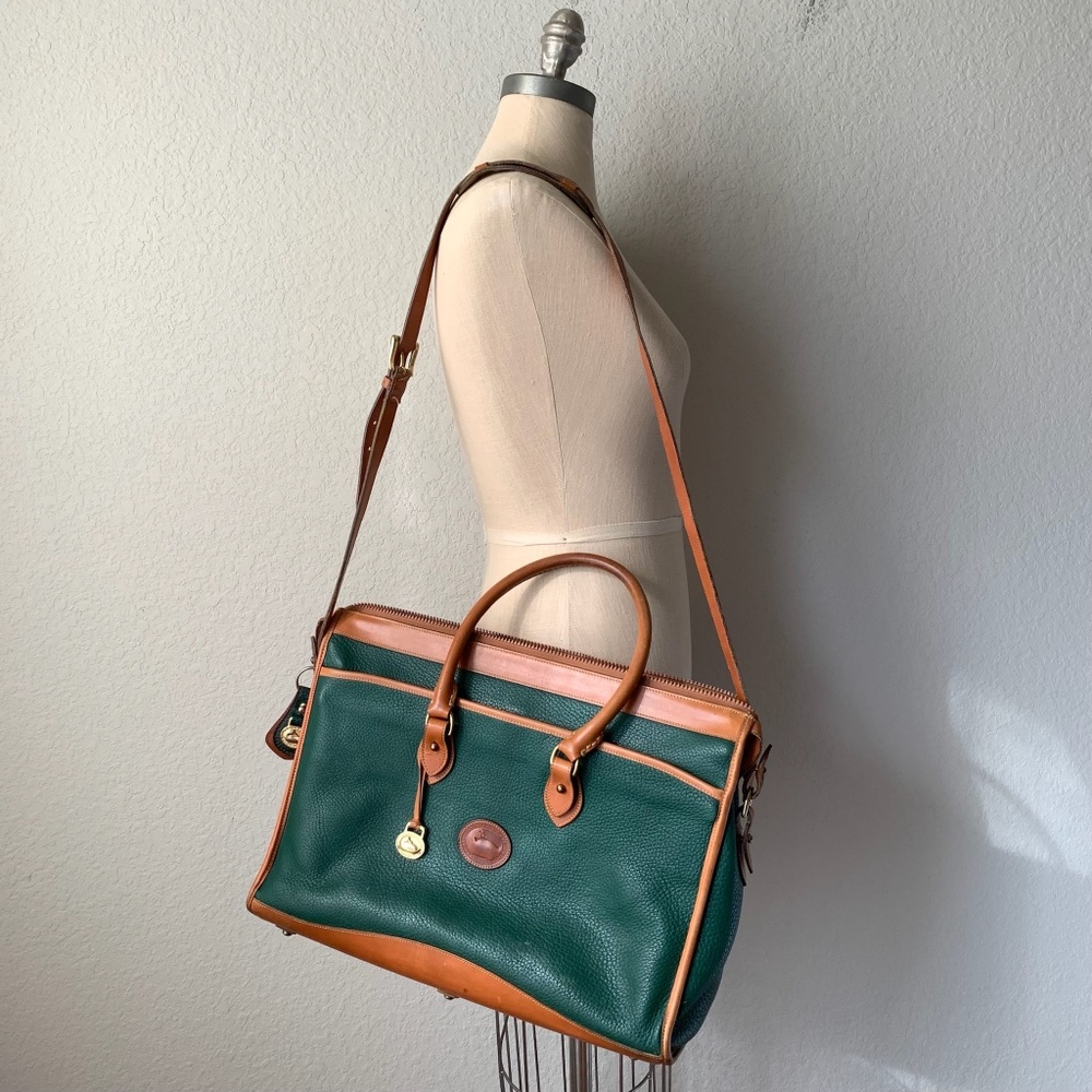 Vintage DOONEY & BOURKE Briefcase Messenger Bag Green / Tan Pebble Leather USA